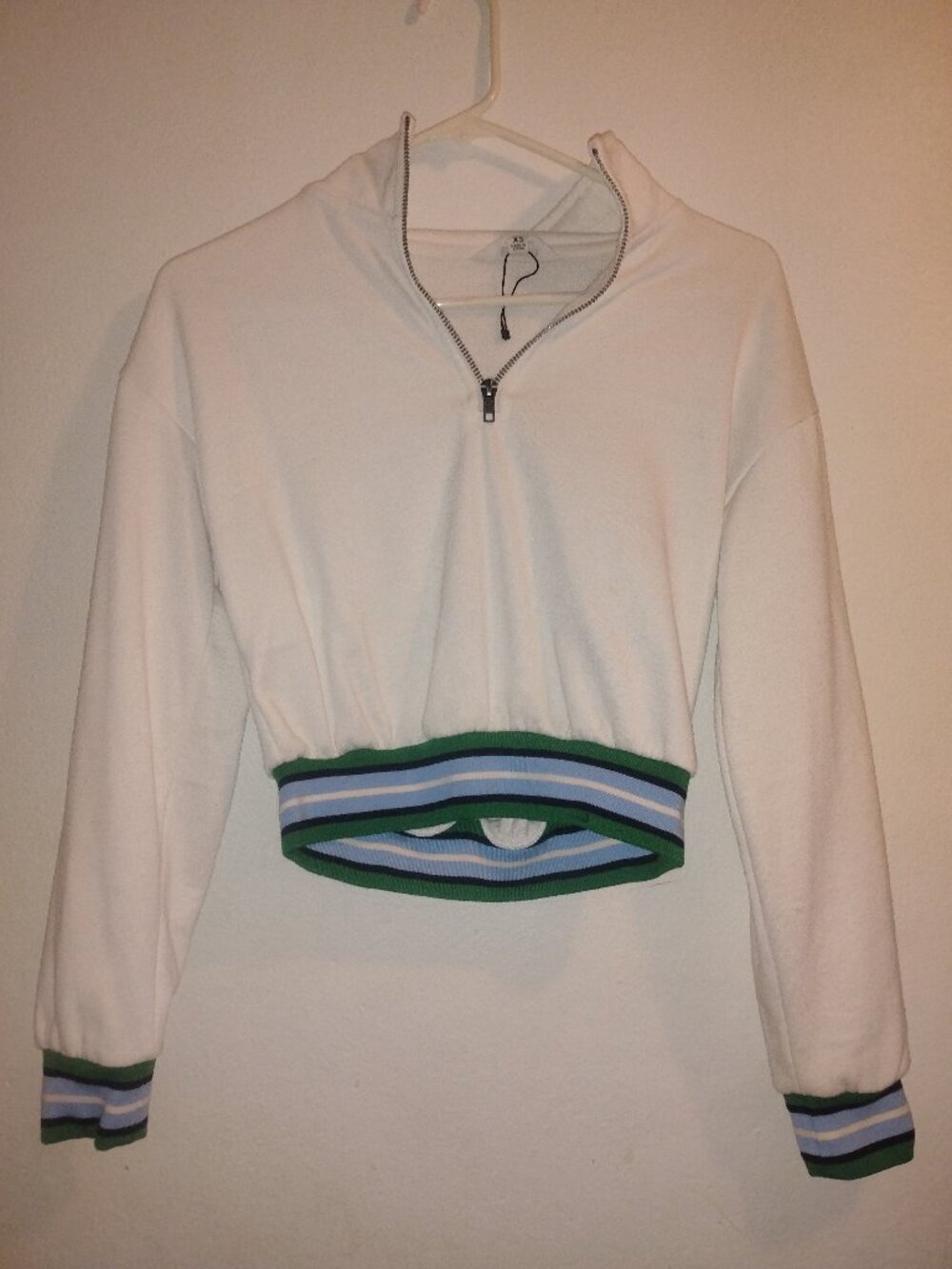 Steve Madden cropped sweater